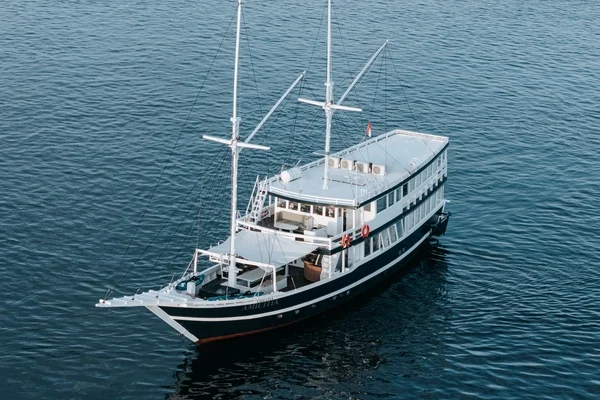 BOAT 09 (1)