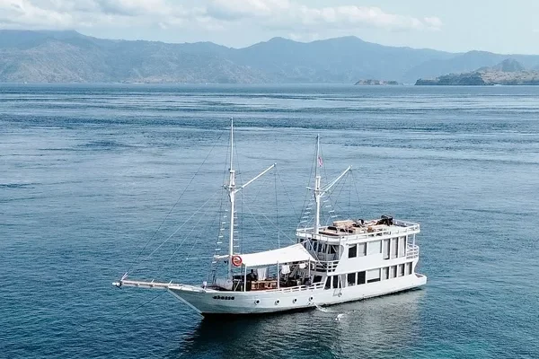 BOAT 2 (9)
