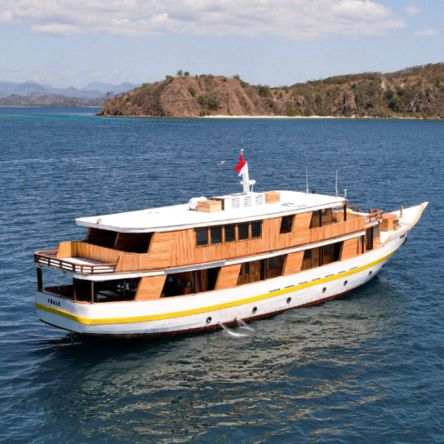 Boat 12 – Open Trip – Komodo Island